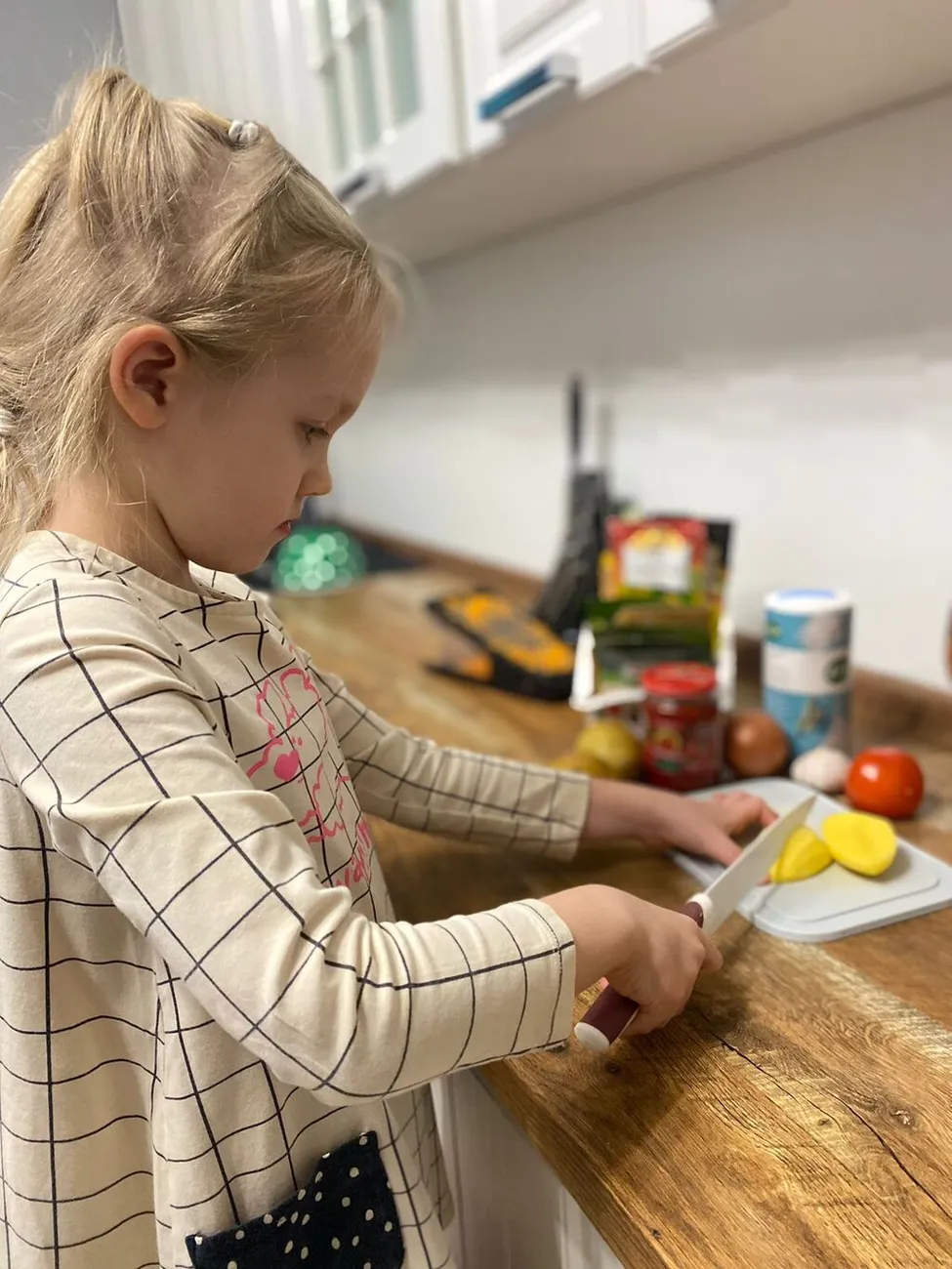 3d336524-c214-48a1-a78f-a12061a0c16a