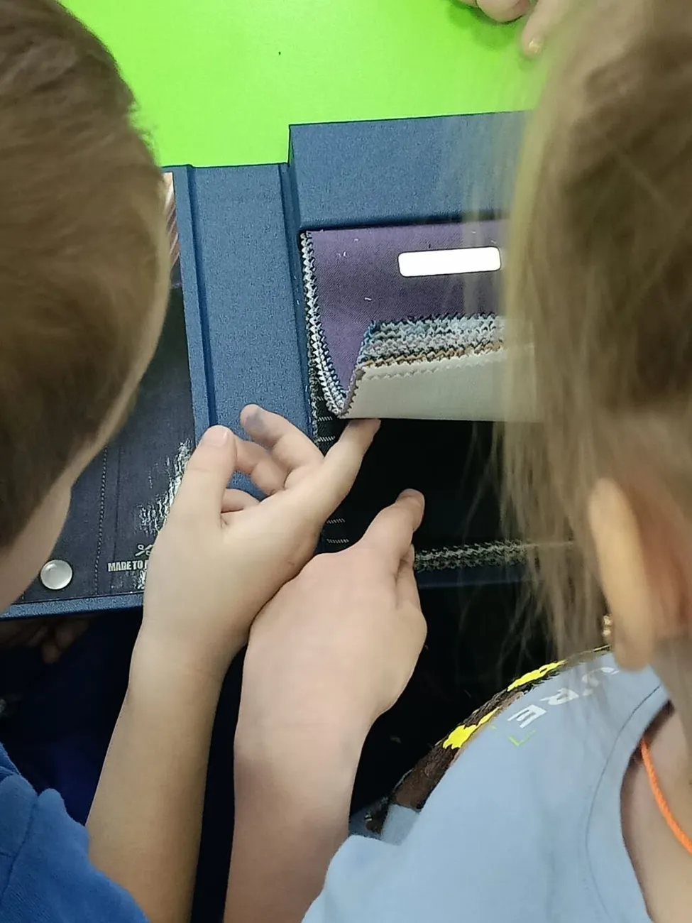 894d7685-4b39-498c-9c9a-0c70da389526