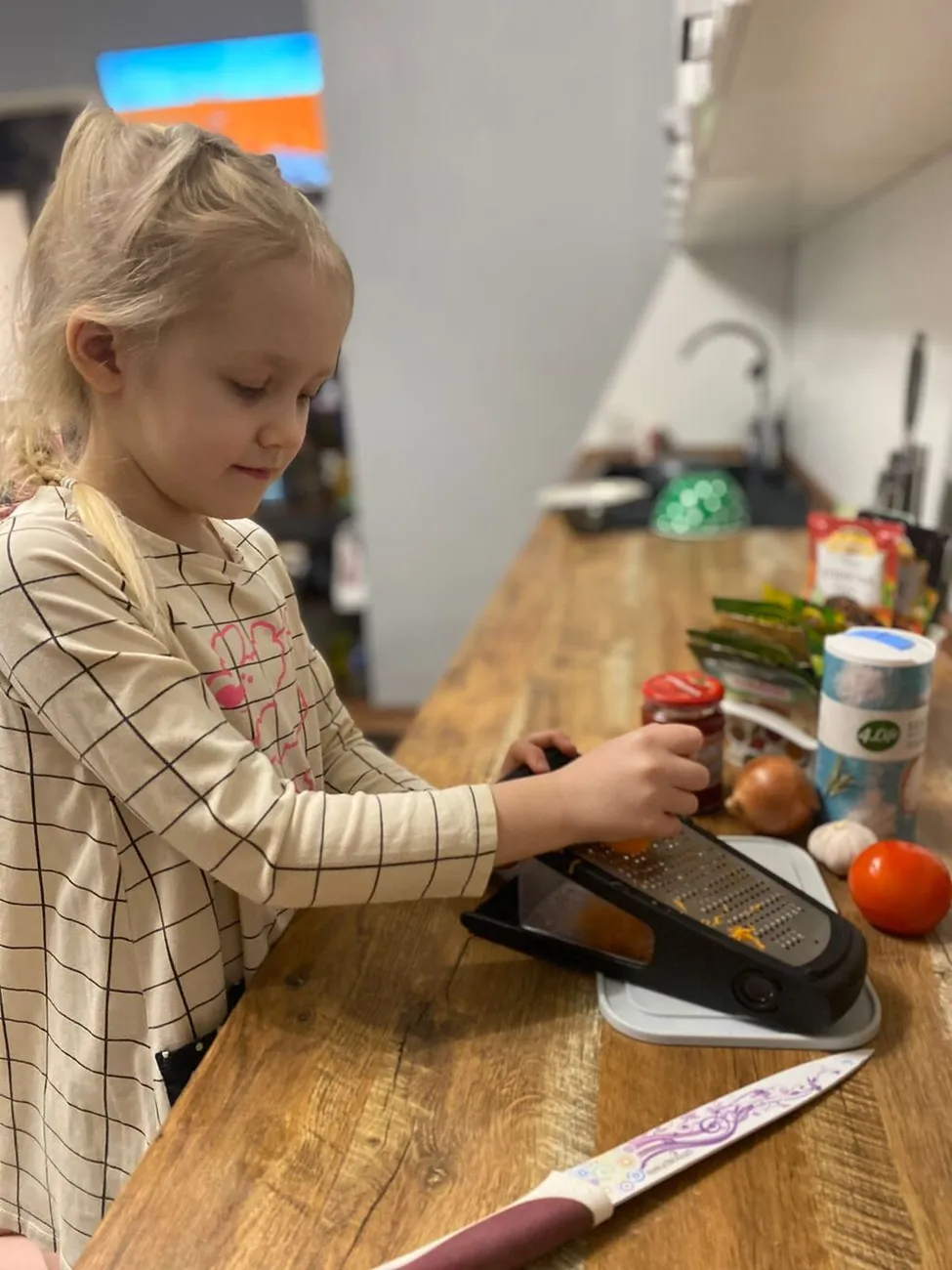 933c99cd-1192-47af-a33b-adaf476f3dd6