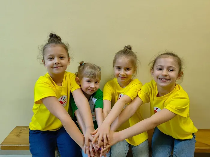 e02b2fb3-4eeb-4371-9649-e1f32907e4dd