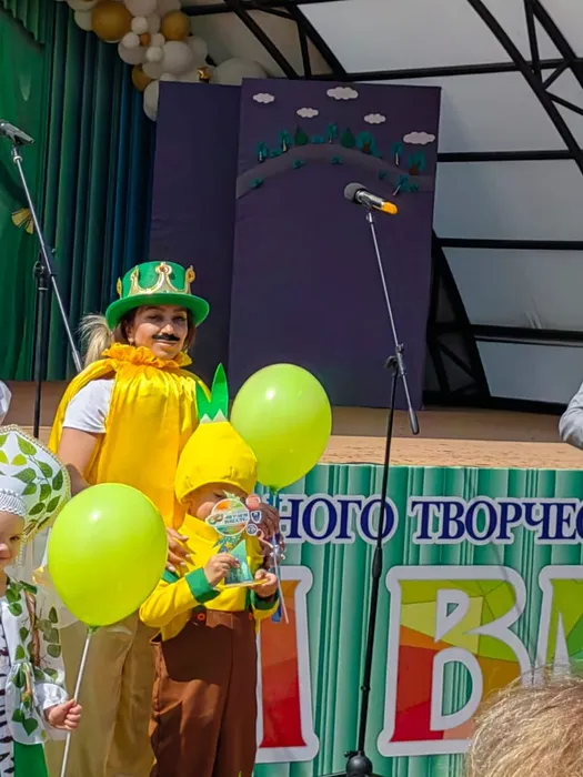 82d557c6-958b-437f-bc57-2ff8b4975478