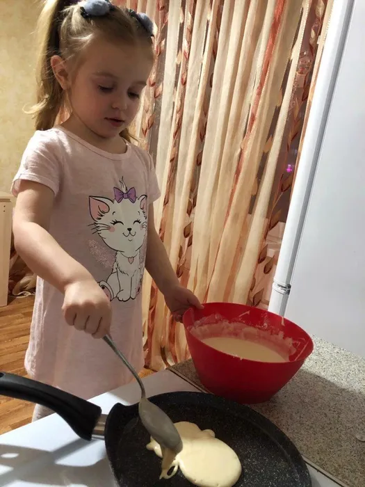 Светашова Настя
" Блины для мамы"