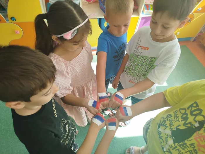 e5176842-5004-49c4-8d71-a90e04729a77