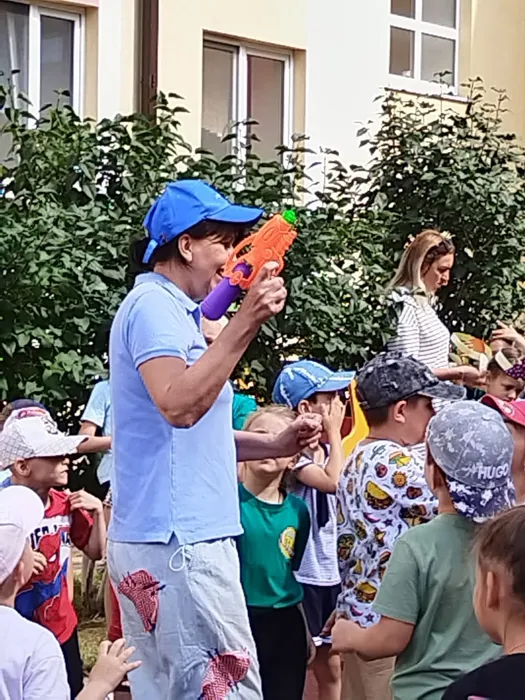 09ba0553-d358-4794-a918-fa23fe437f0d